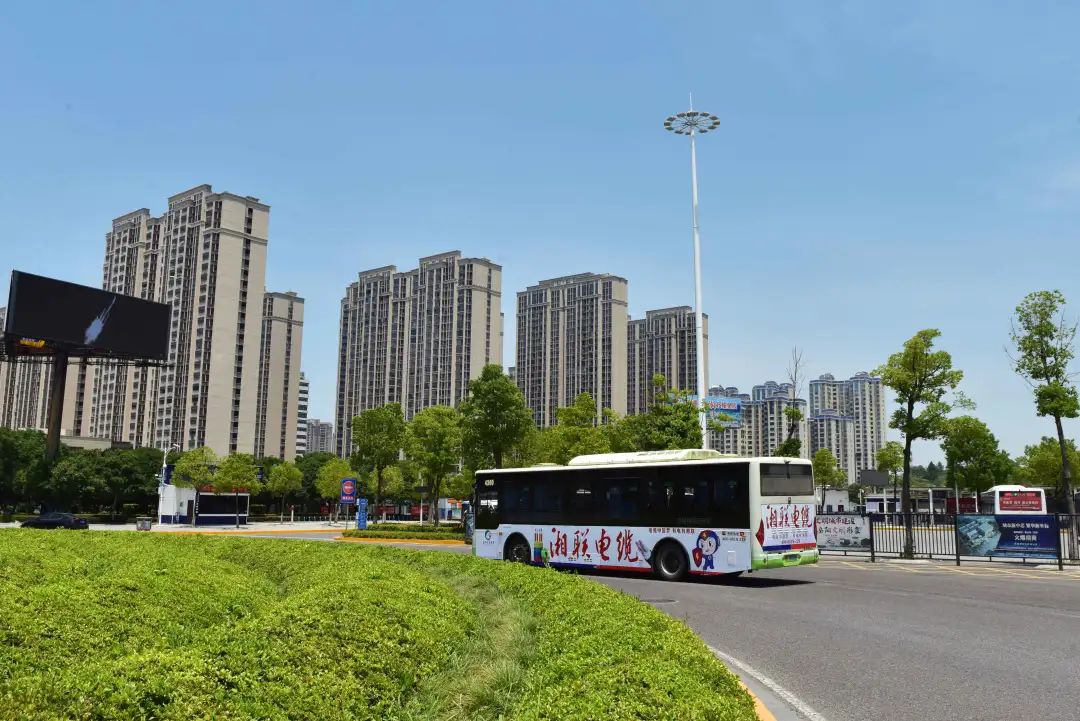 品牌煥新，夏日啟航 岳陽(yáng)登場(chǎng)，未來(lái)可期 #安全用電你我湘聯(lián)